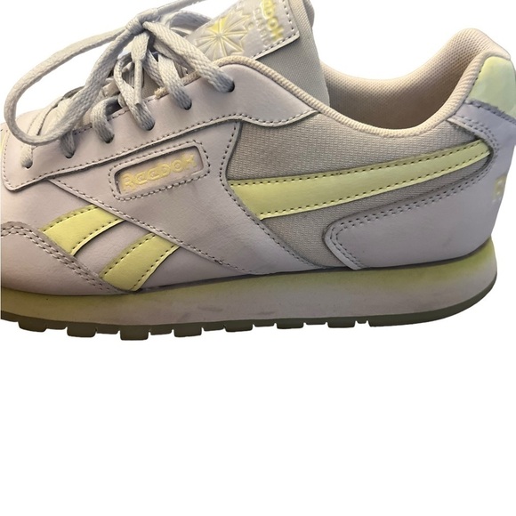 Reebok Women's Harman Classic Run Sneakers - Picture 4 of 10